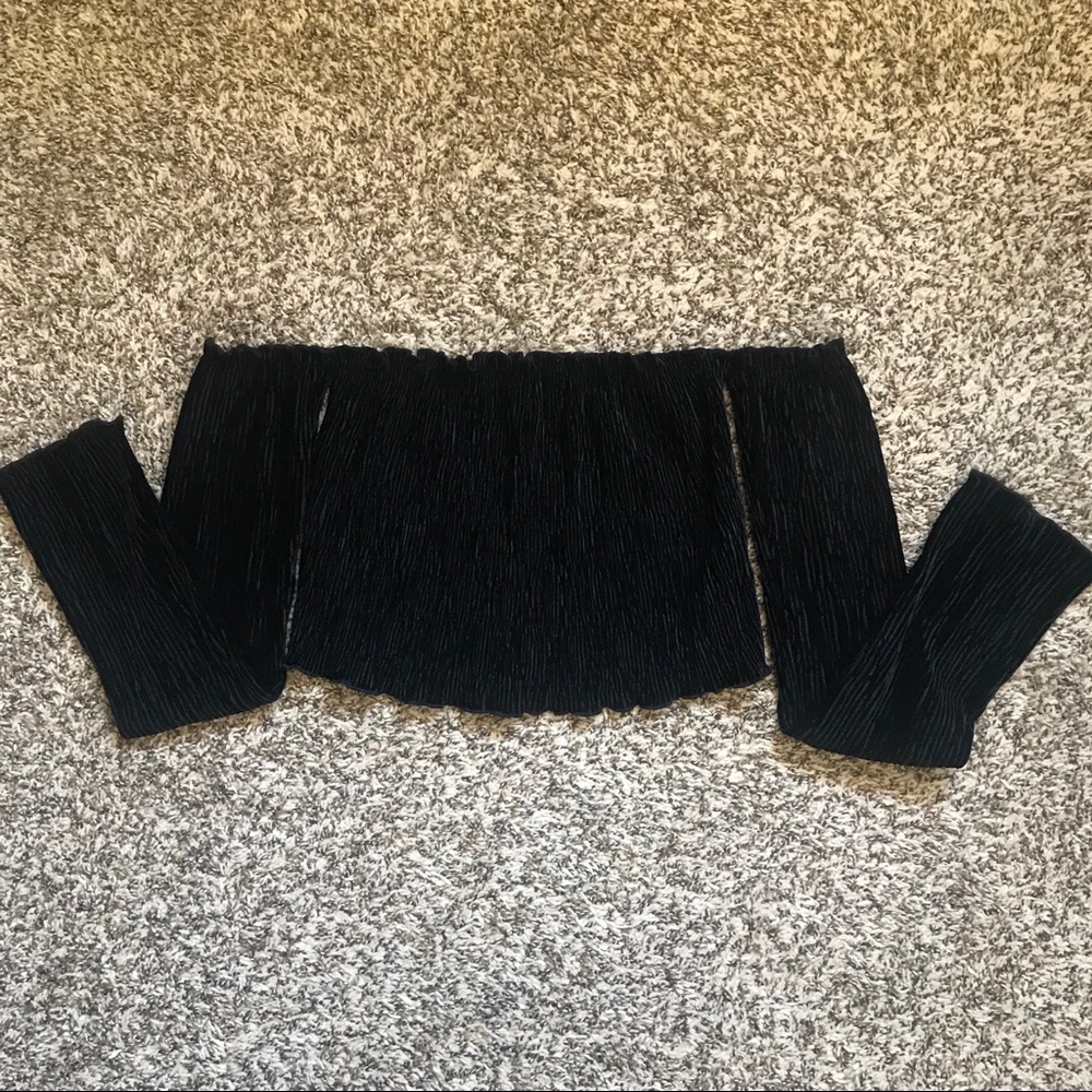 FASHION NOVA off shoulders